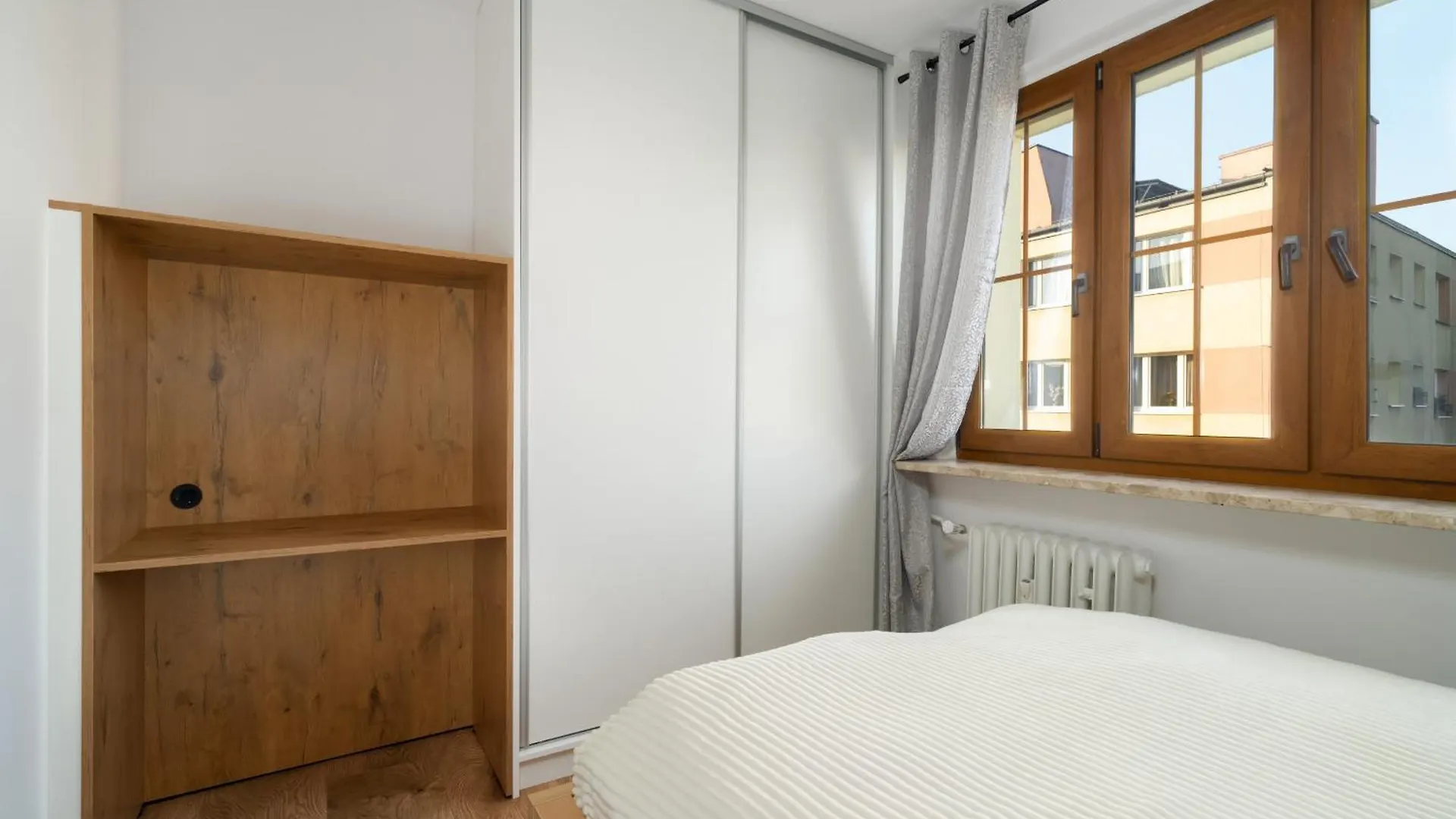 Comfortable Two-Bedroom Apartment Poznan By Noclegi Renters